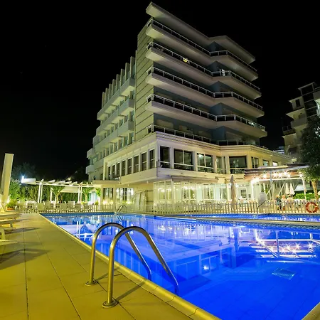 Hotel Majestic 3*