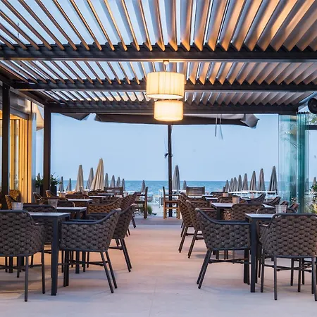 Otel Majestic 3*